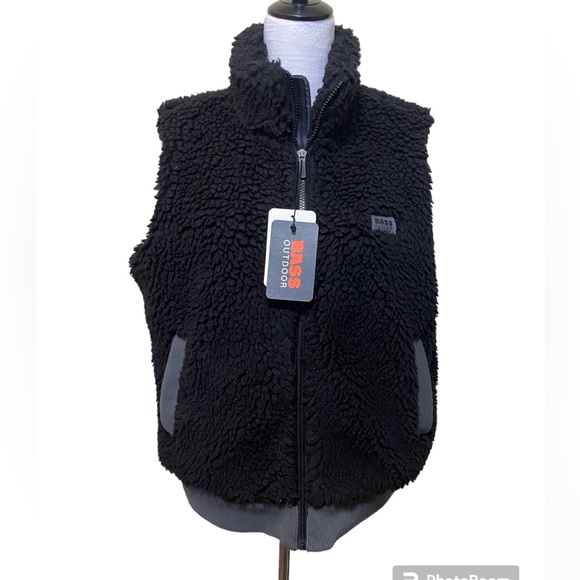 NWT Bass Outdoor Womens Sherpa Vest - Picture 2 of 5